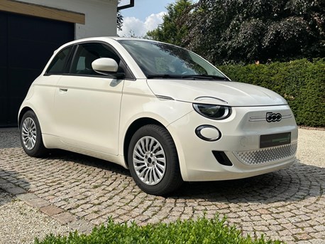 Fiat 500E